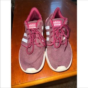 Adidas’s purple cloud foam tennis shoes size 8